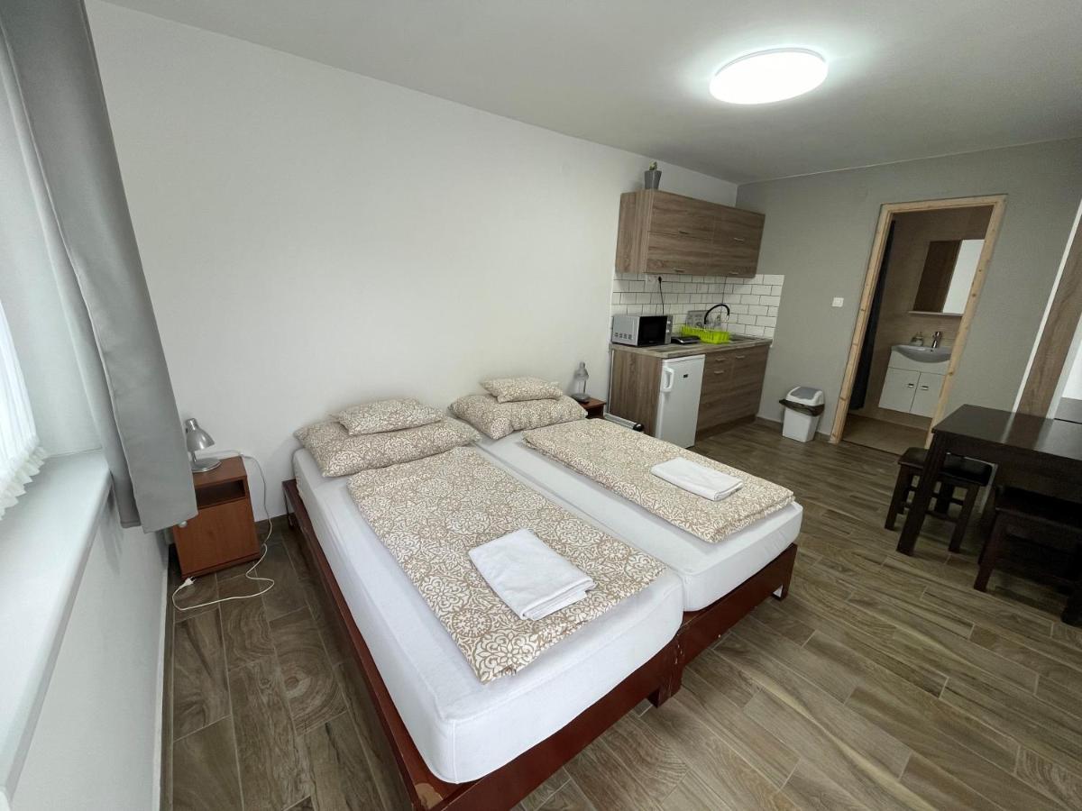 Freedom Apartman Morahalom Exterior photo